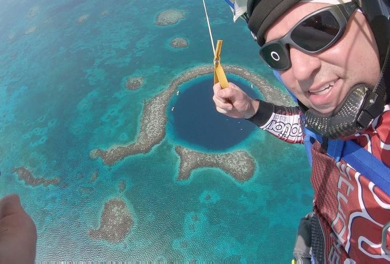 منطقة الثقب الأزرق العظيم