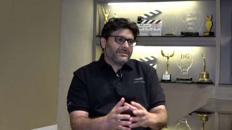 المطرب الجزائري الشاب خالد والمنتج المصري وليد منصور