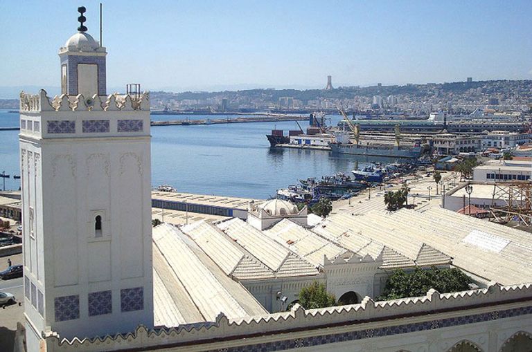     The Great Mosque is one of the most important places to visit in Algeria