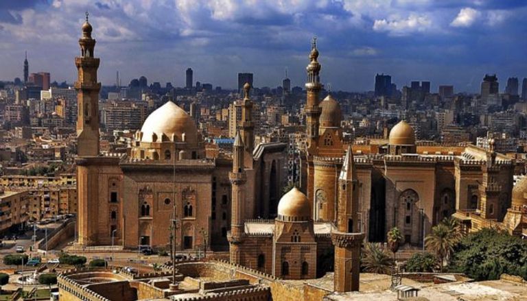 صورة علوية لبعض مساجد العاصمة المصرية القاهرة - أرشيفية
