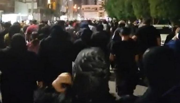احتجاجات في آبادان الإيرانية