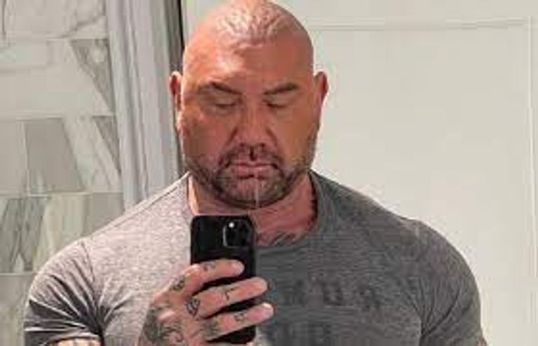 الممثل والمصارع الأمريكي ديف باتيستا