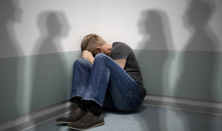 علاج مرض الفصام نهائي الفصام يؤثر على سلوكيات المريض ومشاعره