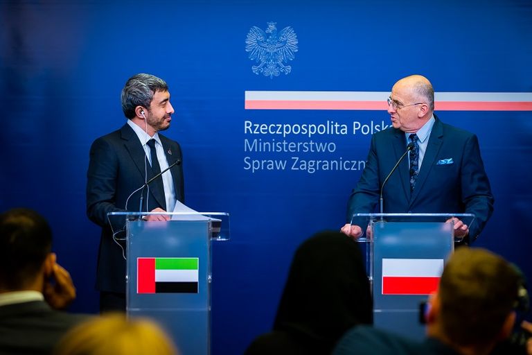 رئيس بولندا يستقبل الشيخ عبدالله بن زايد آل نهيان