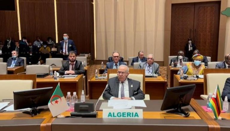 وزير الخارجية الجزائري في قمة الاتحاد الأفريقي
