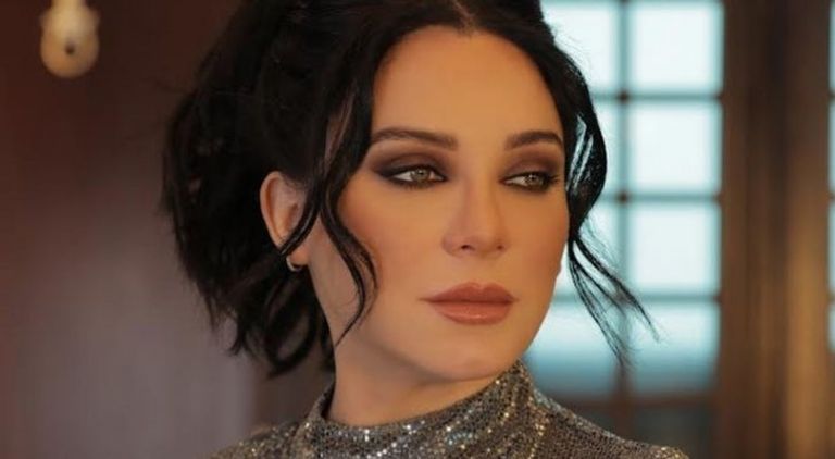 الفنانة السورية سلاف فواخرجي