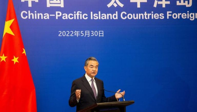 وزير الخارجية الصيني يشارك في اجتماع مع 10 دول جزرية بالمحيط الهادئ