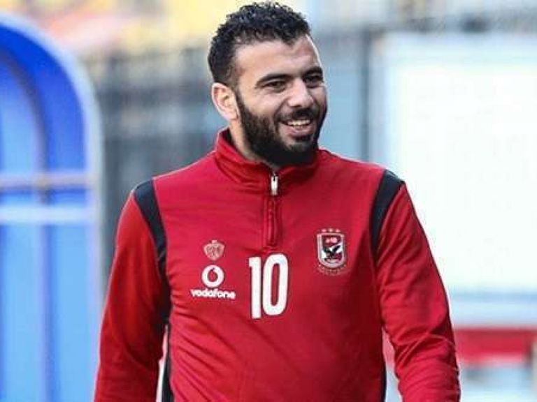 عماد متعب نجم الأهلي السابق فريق الأهلي المصري
