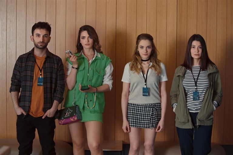 النسخة الكورية من مسلسل "البروفيسور"