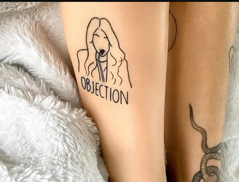 المحامية كاميلا فاسكيز وتاتو الفتاة الكندية