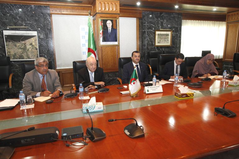 مباحثات بين وزيري الطاقة الجزائري والمصري مباحثات بين وزيري الطاقة الجزائري والمصري