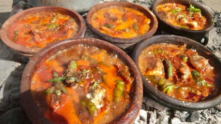 سوق شعبية في مدينة الحديدة