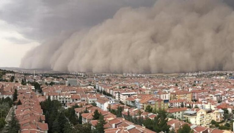 عاصفة ترابية سابقة ضربت تركيا- أرشيفية