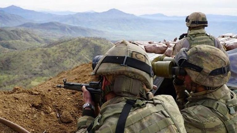 أسلحة من المضبوطات نشرتها الدفاع التركية 