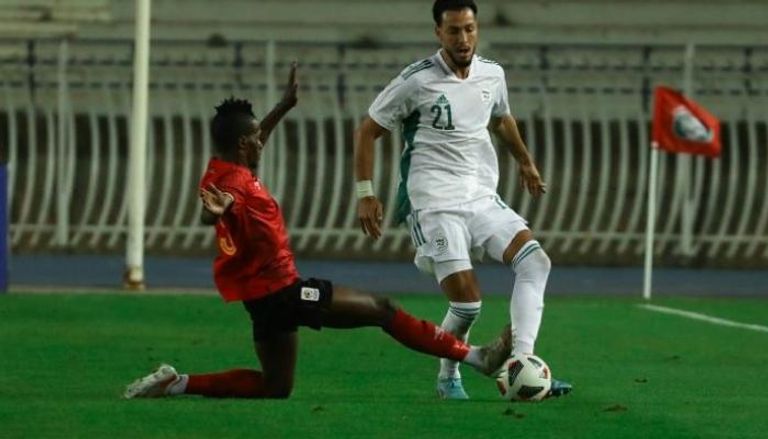 رامي بن سبعيني لاعب منتخب الجزائر