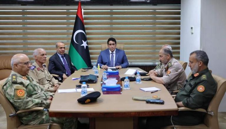 اجتماع محمد المنفي وأعضاء اللجنة العسكرية عن المنطقة الغربية