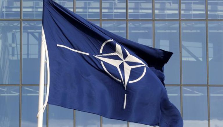 العلم الخاص بحلف الناتو