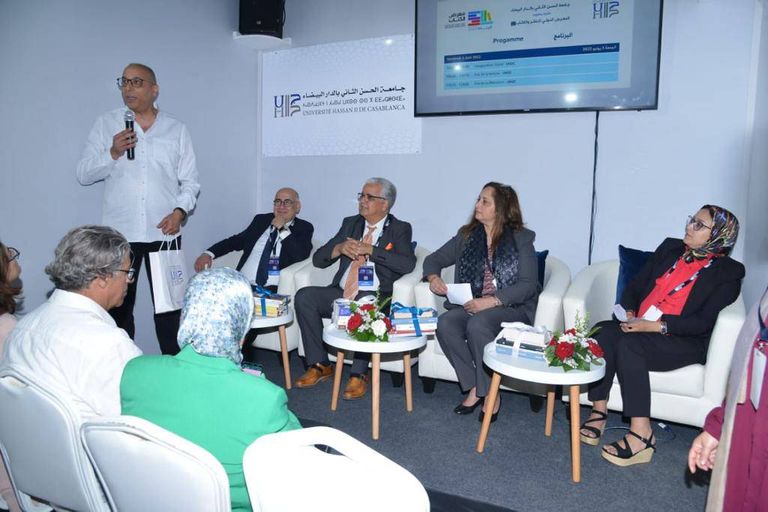 إقبال كبير على المعرض الدولي للكتاب بمدينة الرباط