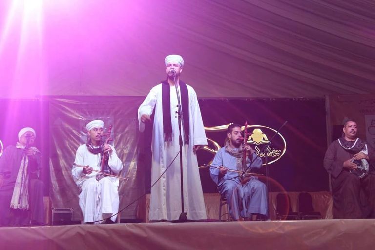 المغني محمد عزت