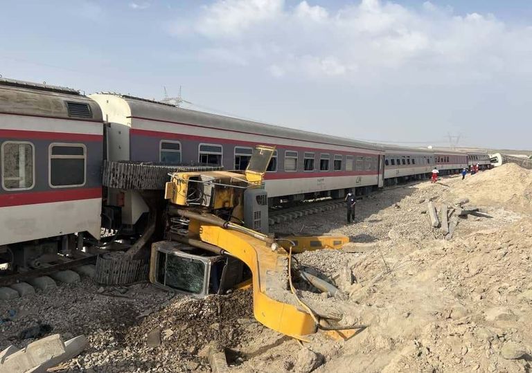 انقلاب عربة قطار إثر الحادث