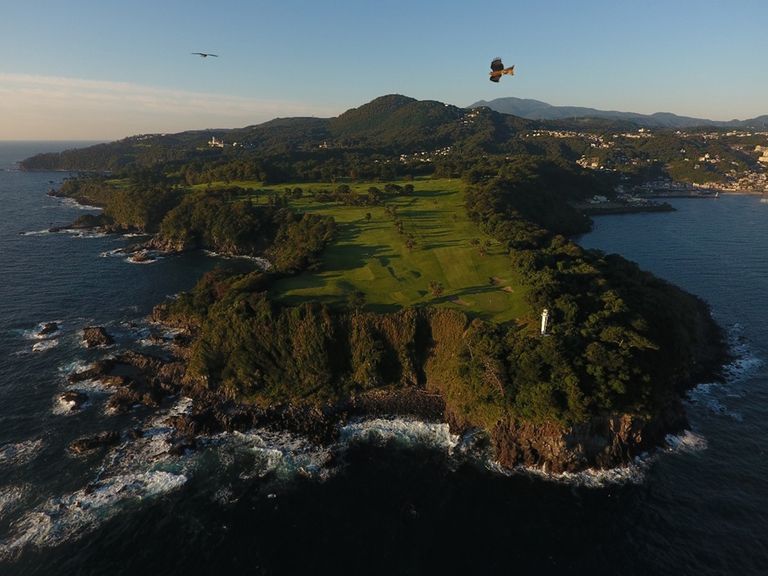 أحد ملاعب الجولف في اليابان