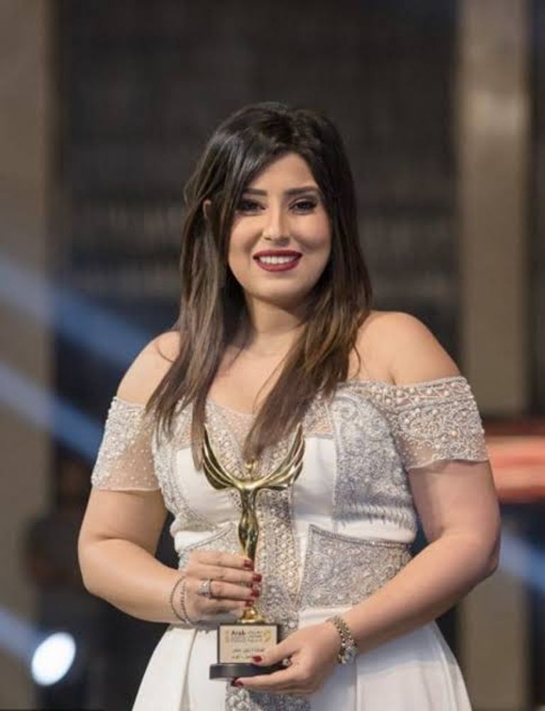 المغنية المصرية غادة رجب