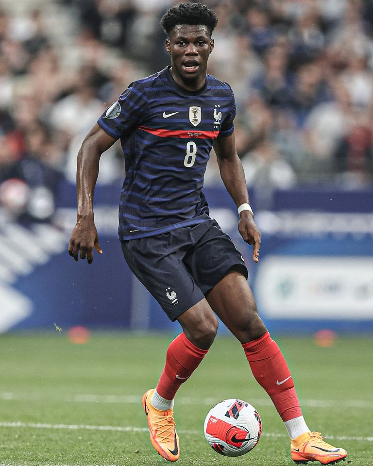 مبابي وتشواميني