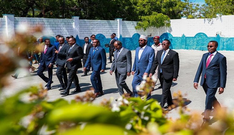 اجتماع شيخ محمود مع رؤساء الولايات الصومالية