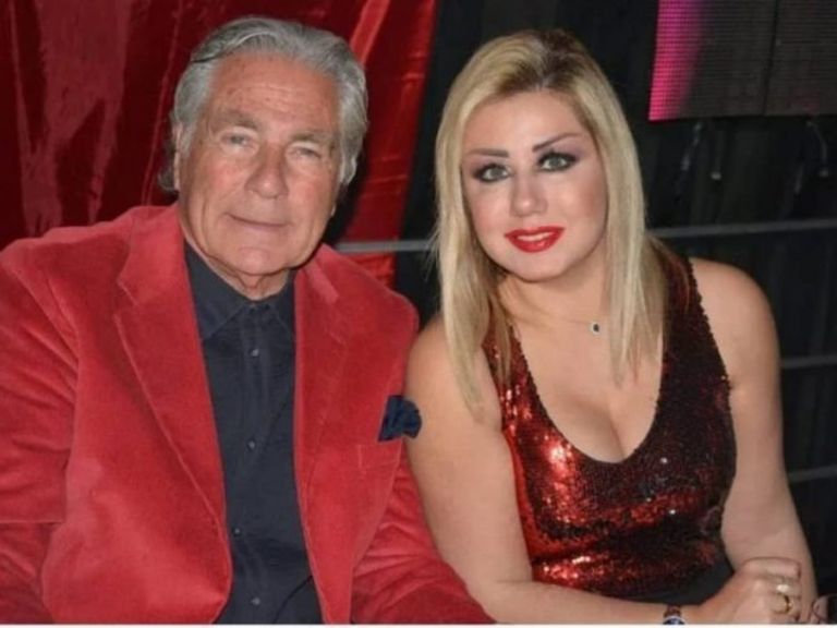 الإعلامية ياسمين الخطيب وزوجها خلال عقد القران