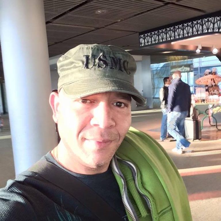 خالد شبل في مشهد من فيلم التجربة الدنماركية