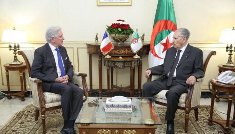 استقبال رئيس مجلس الأمة الجزائري للسفير الفرنسي