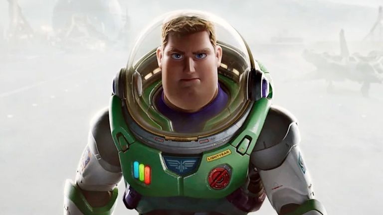 مشهد من فيلم Lightyear