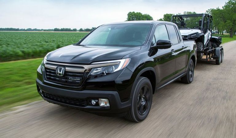 طراز Honda Ridgeline  طراز Nissan Versa