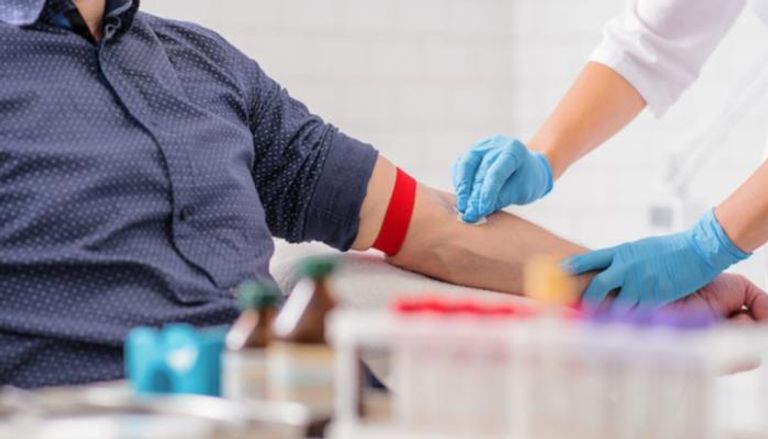  معظم الأشخاص الأصحاء يمكنهم التبرع بالدم كل 56 يوما