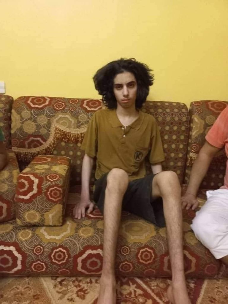 الطفل المختطف رفقة ذويه وقيادات عسكرية