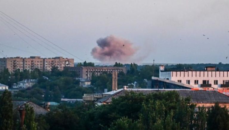 دخان متصاعد جراء قصف أوكراني على دونيتسك