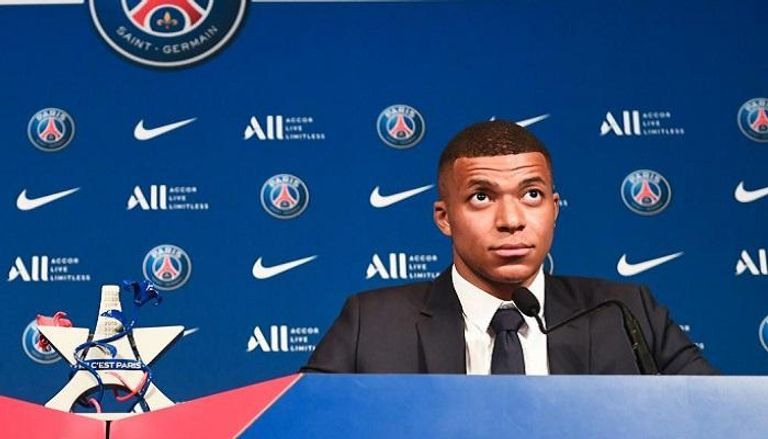 كيليان مبابي نجم باريس سان جيرمان  فلورنتينو بيريز وأوريلين تشواميني