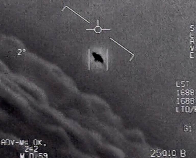 ديمتري روجوزين، رئيس وكالة الفضاء الروسية (روسكوزموس)