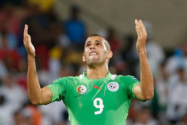 يوسف بلايلي نجم منتخب الجزائر 