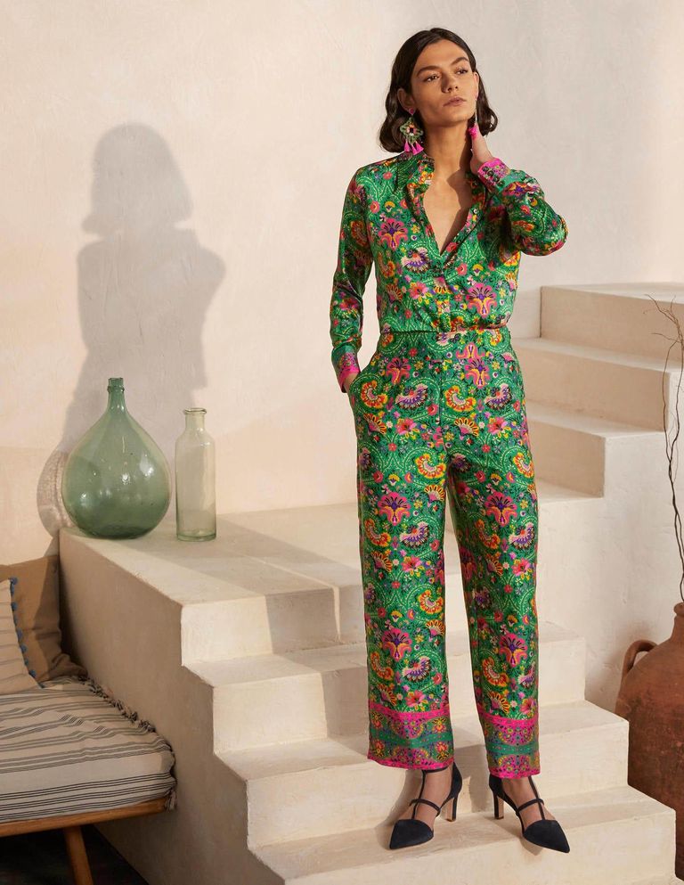 أبرز قطع ملابس الموجة الحارة