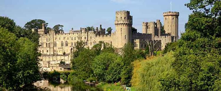 قلعة وارويك أحد المعالم السياحية في إنجلترا