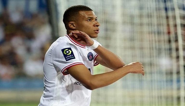 كيليان مبابي كيليان مبابي ومحمد صلاح وبينهما نيمار