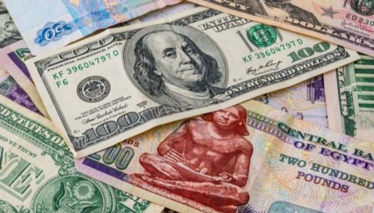 تعاملات الدولار الأمريكي في البنوك المصرية