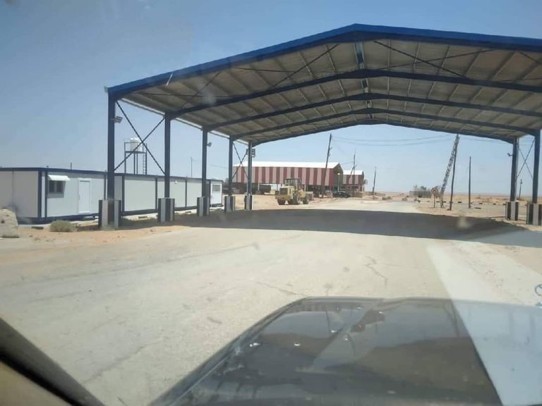 إزالة السواتر الترابية لإعادة افتتاح طريق بوقرين-الجفرة