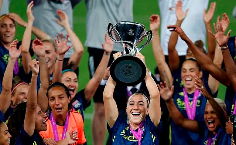 لوسي برونز لاعبة برشلونة الجديدة توجت بدوري أبطال أوروبا 3 مرات مع ليون