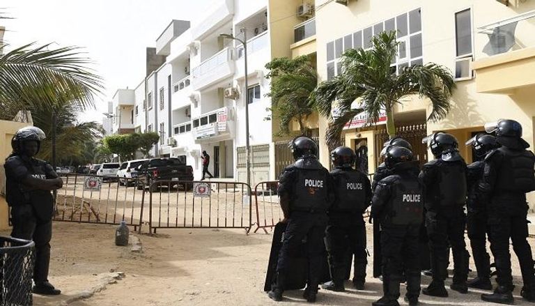 قوات الشرطة في السنغال أثناء المظاهرات
