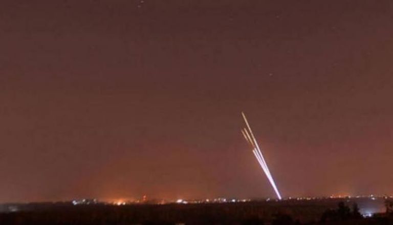 قذائف صاروخية في سماء غزة-أرشيفية