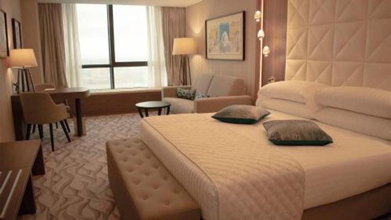 فندق "AZ Hotels Grand" أحد أفضل الفنادق في وهران السياحة في وهران الجزائر…5 أماكن سياحية جديرة بالإهتمام