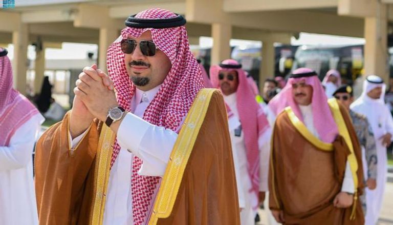 الأمير فيصل بن خالد بن سلطان بن عبدالعزيز خلال جولته التفقدية