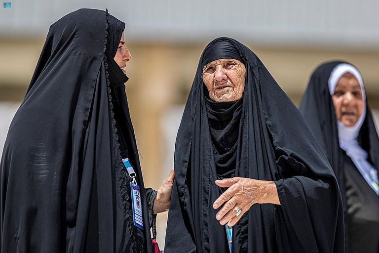 الأمير فيصل بن خالد بن سلطان بن عبدالعزيز خلال جولته التفقدية